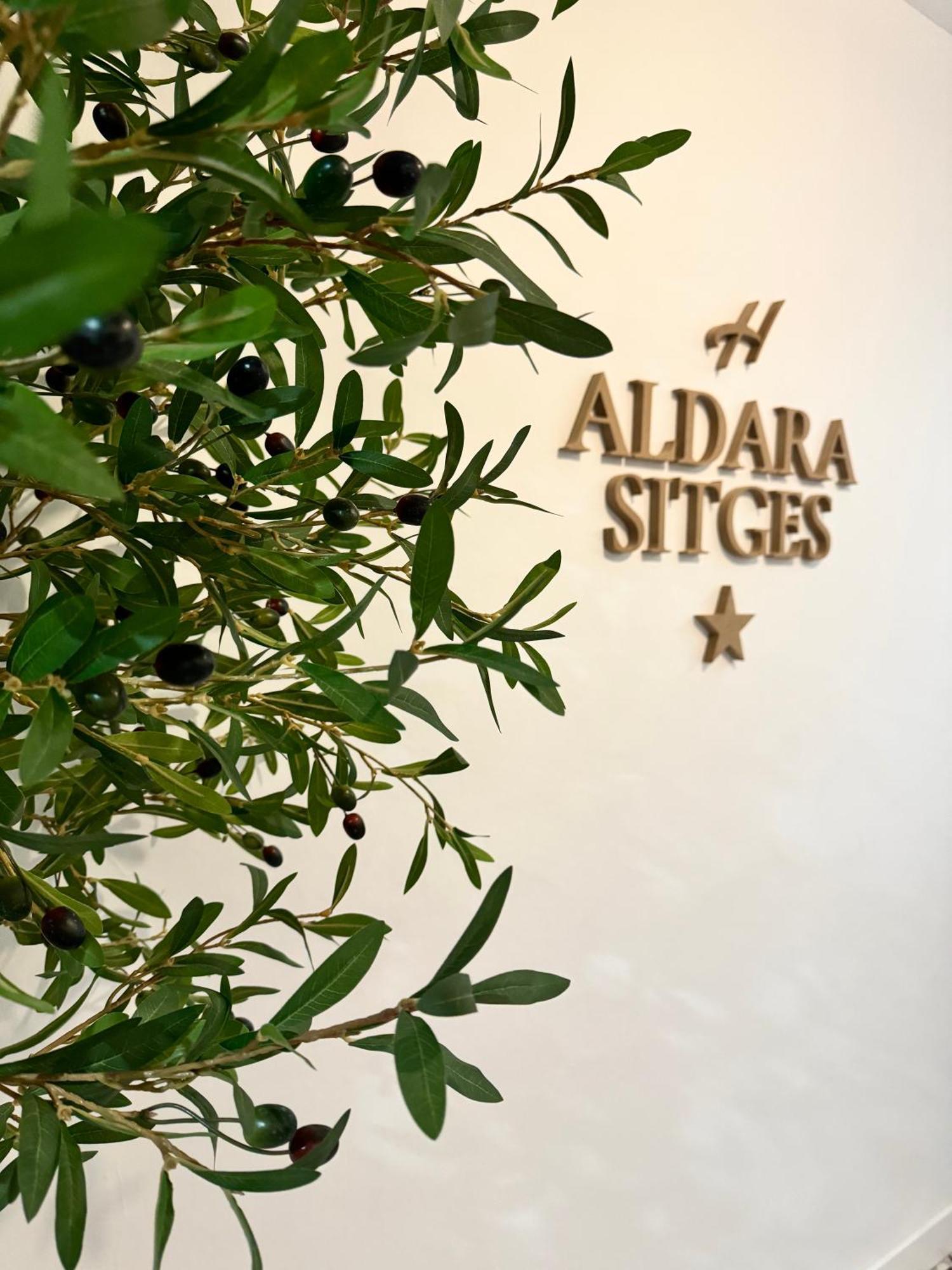 Aldara Sitges Hotel Exterior foto